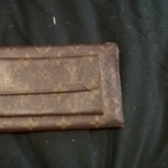 Louis Vuitton emillie wallet - Picture 2 of 3